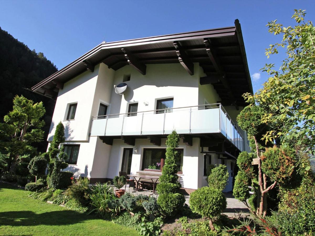 Cozy Apartment In Aschau Im Zillertal Near Ski Lift Экстерьер фото