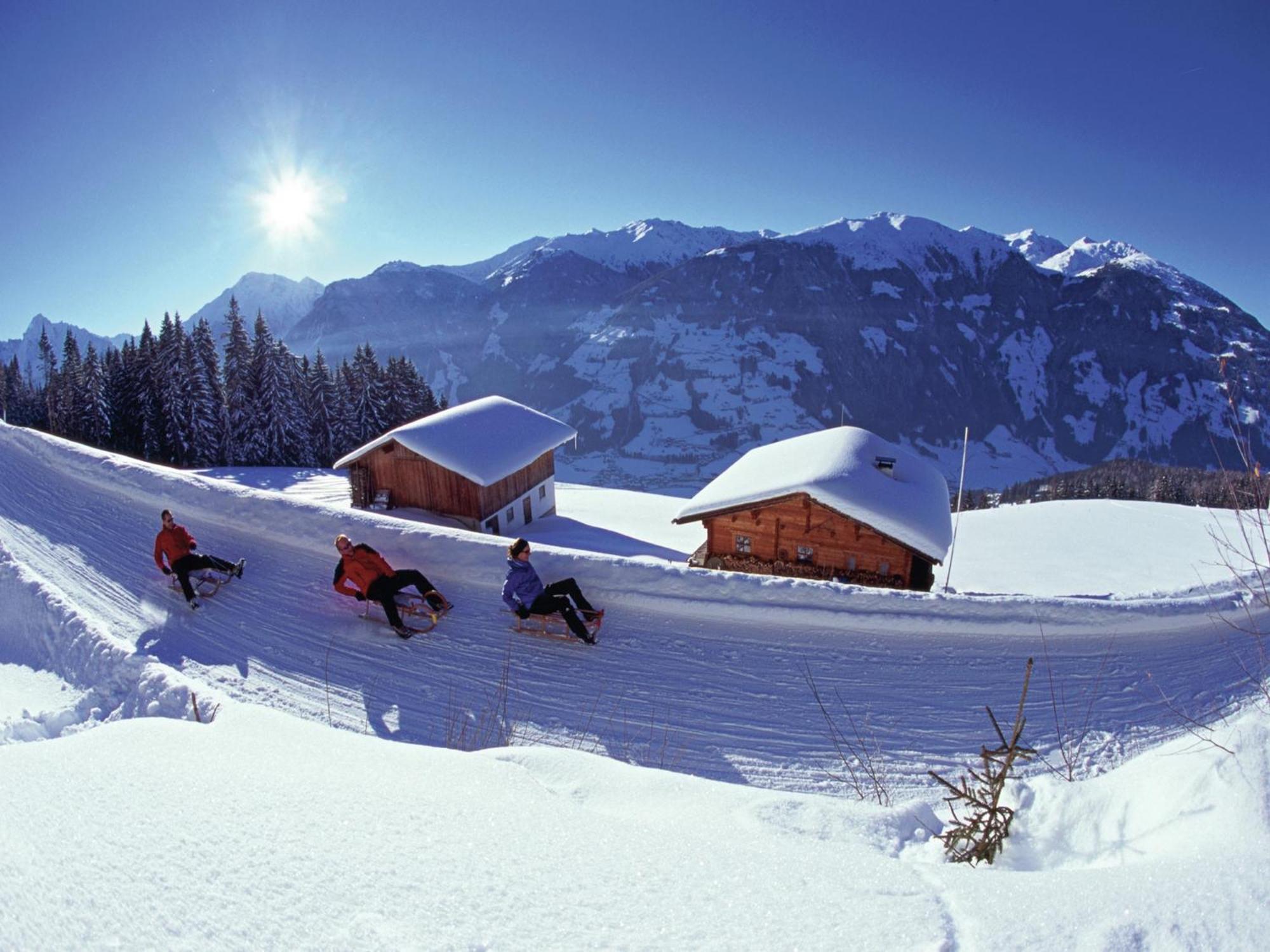 Cozy Apartment In Aschau Im Zillertal Near Ski Lift Экстерьер фото