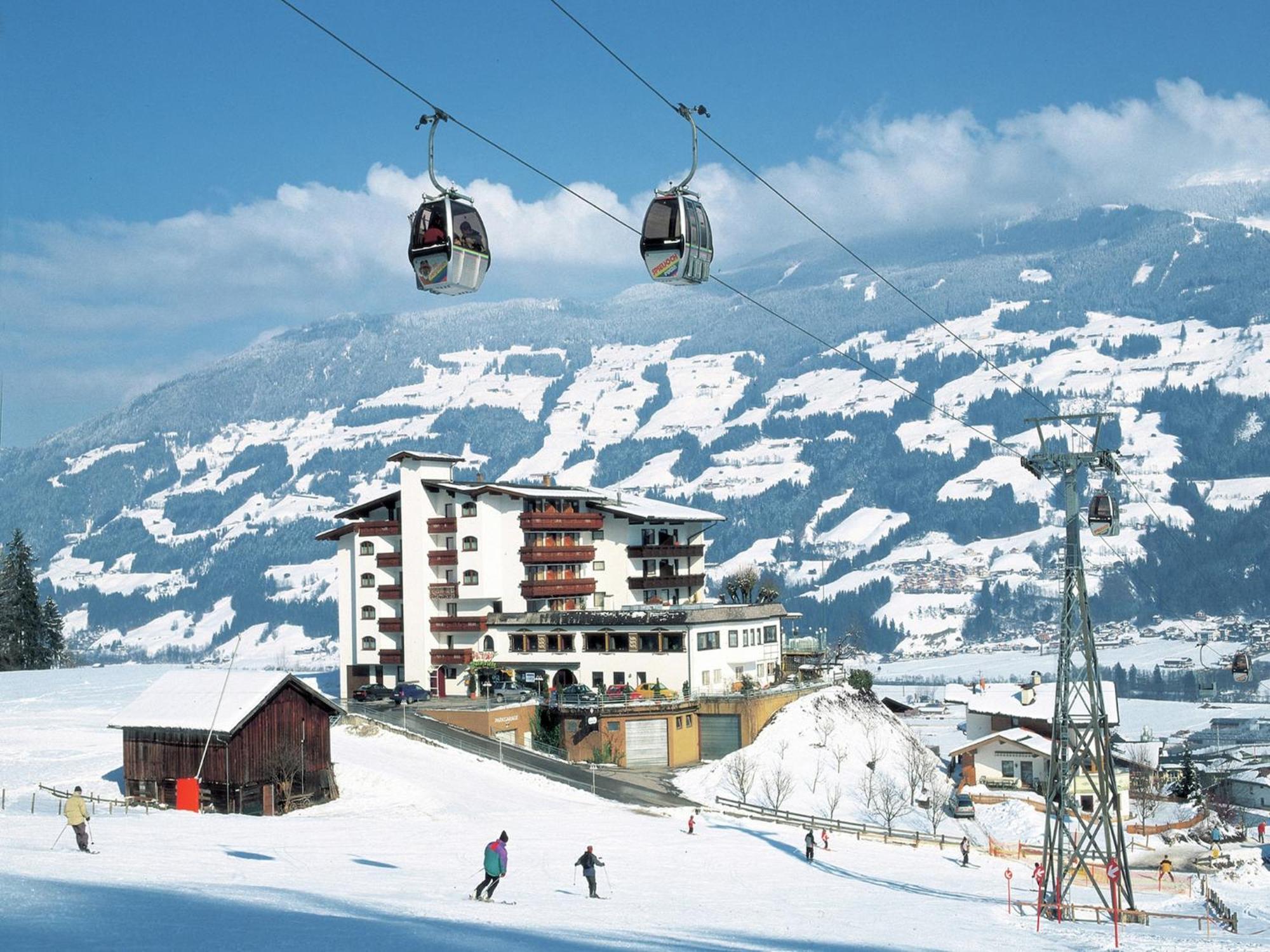 Cozy Apartment In Aschau Im Zillertal Near Ski Lift Экстерьер фото
