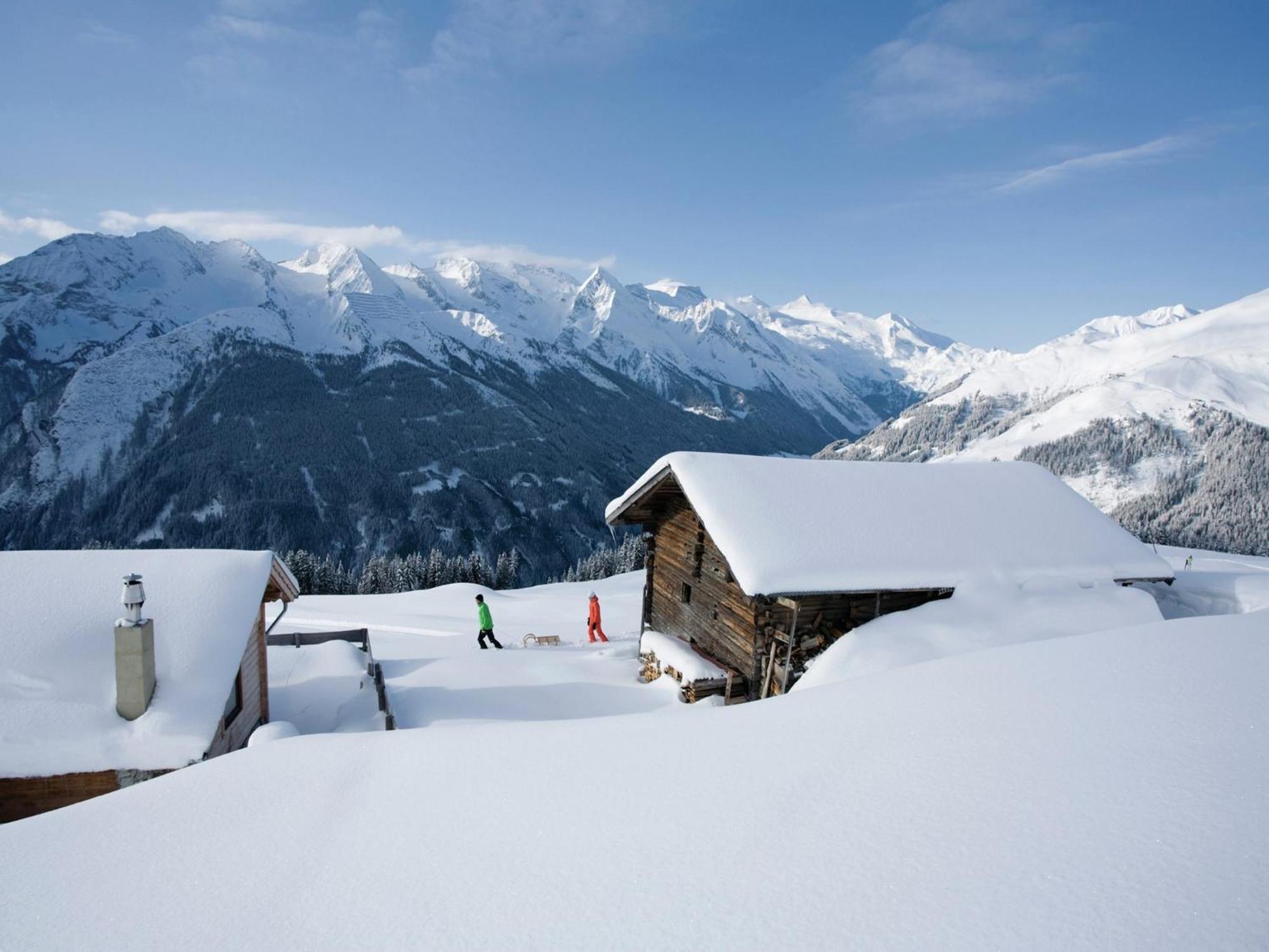 Cozy Apartment In Aschau Im Zillertal Near Ski Lift Экстерьер фото