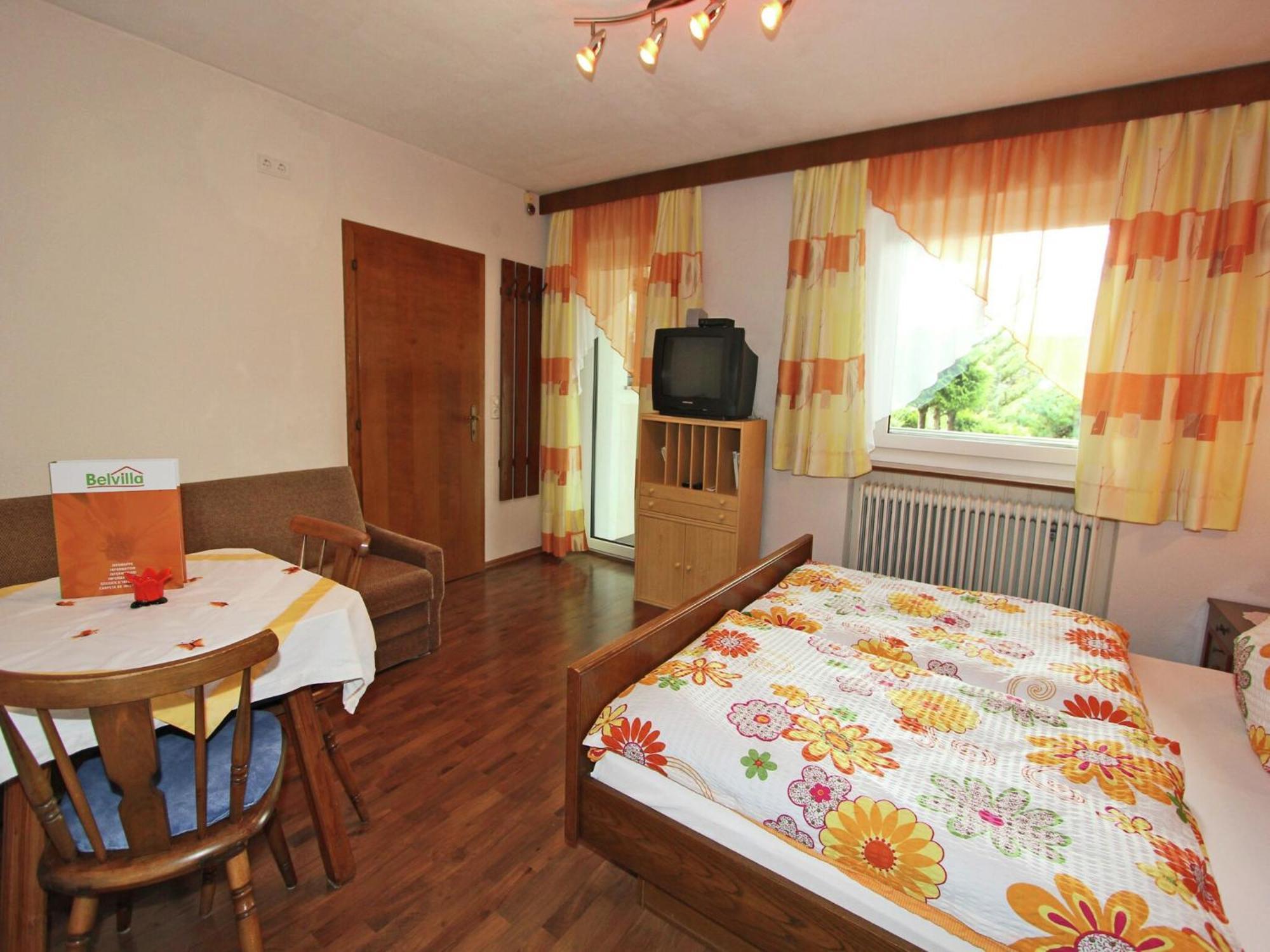 Cozy Apartment In Aschau Im Zillertal Near Ski Lift Экстерьер фото