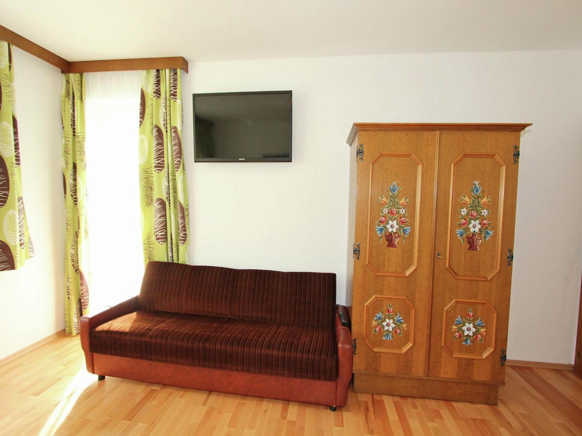 Cozy Apartment In Aschau Im Zillertal Near Ski Lift Экстерьер фото